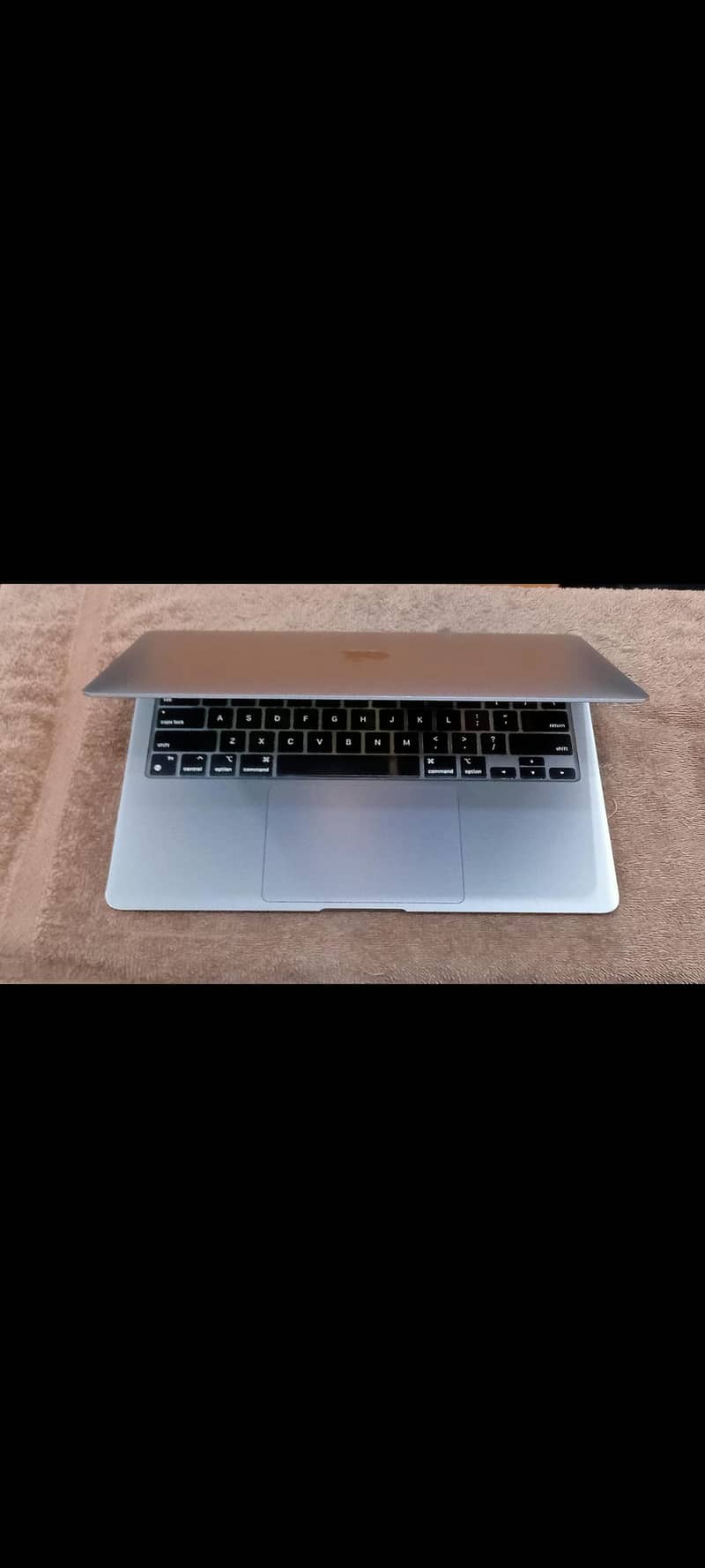 MacBook Pro & Air M1, M2 & M3 2020, 2021, 2022 & 2023 Used Stock 16