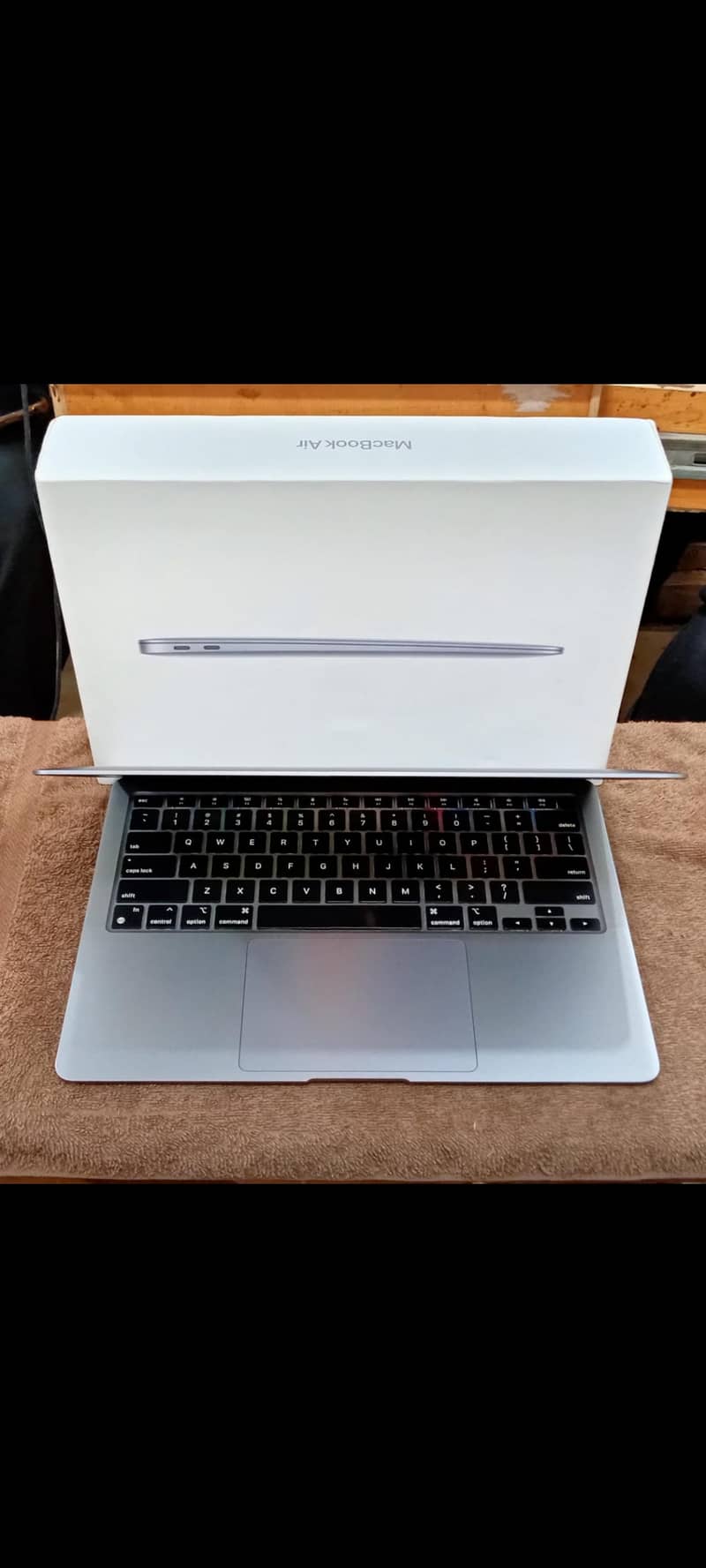 MacBook Pro & Air M1, M2 & M3 2020, 2021, 2022 & 2023 Used Stock 17