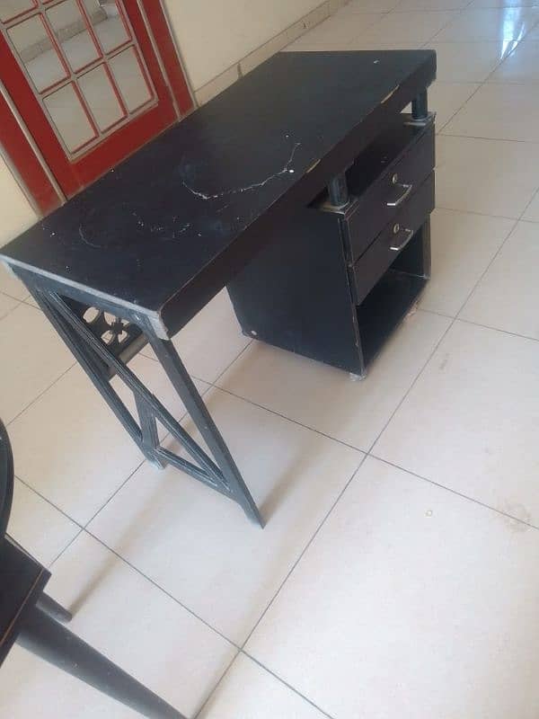 Office furniture for sale 2