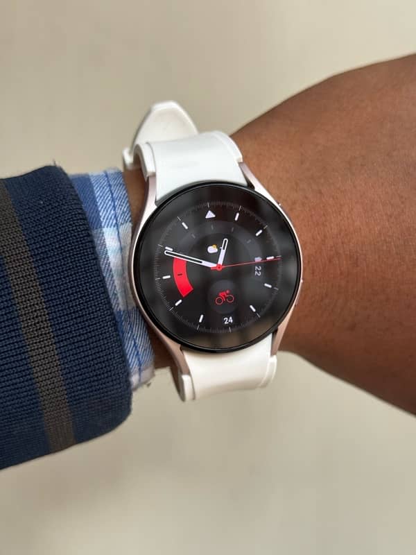 Samsung Galaxy Watch 5 LTE 1