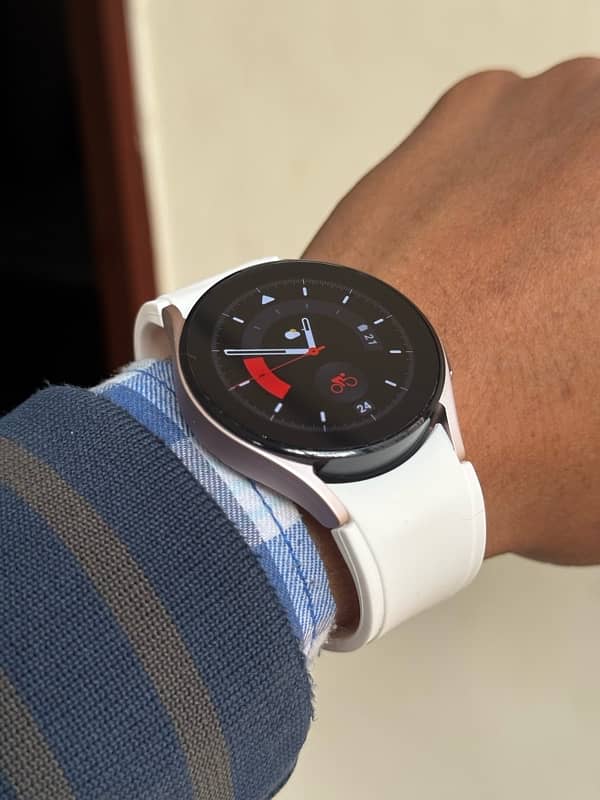 Samsung Galaxy Watch 5 LTE 11