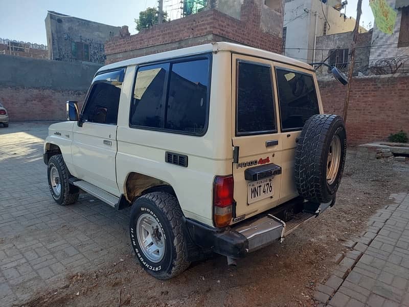 Toyota Land Cruiser 1996 3