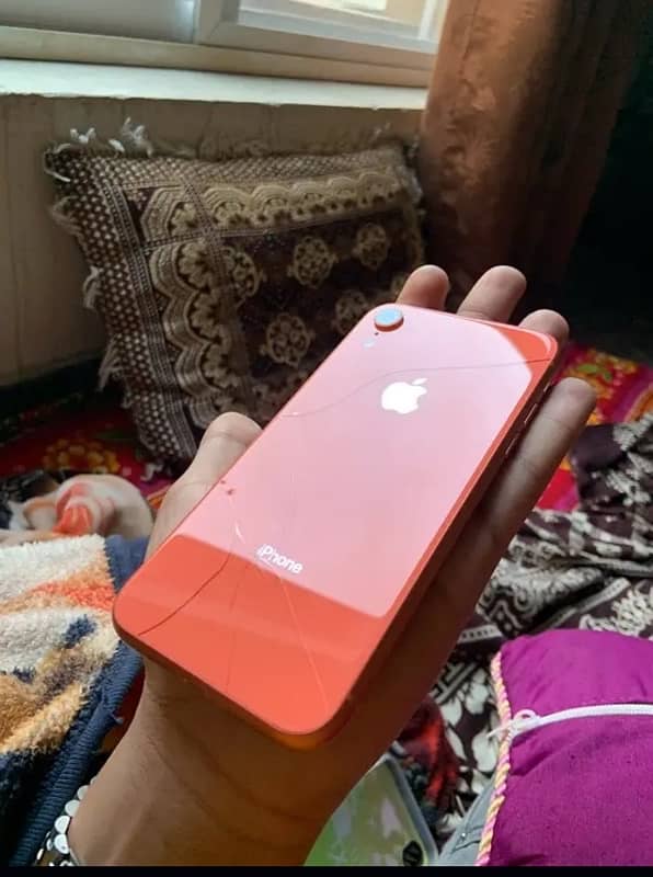 iphone xr panel change pta aproved 64gb 2