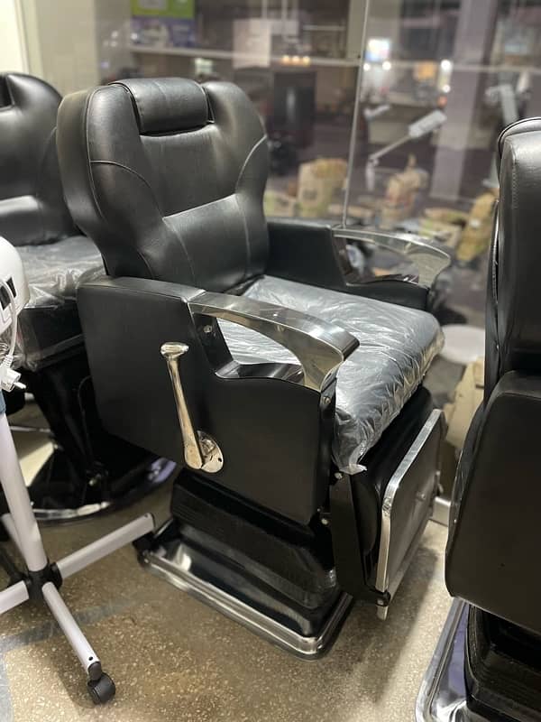 Barber Chair Salon chair Makeup chair salon design 18