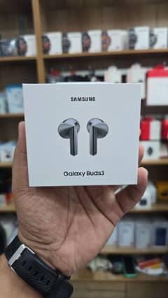 Samsung buds 3 and Samsung buds 3 pro