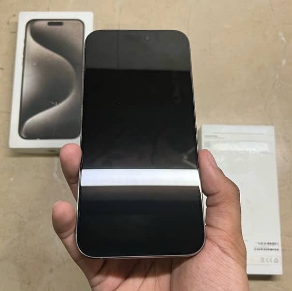 iPhone 15 Pro Max 256gb LLA FU 6