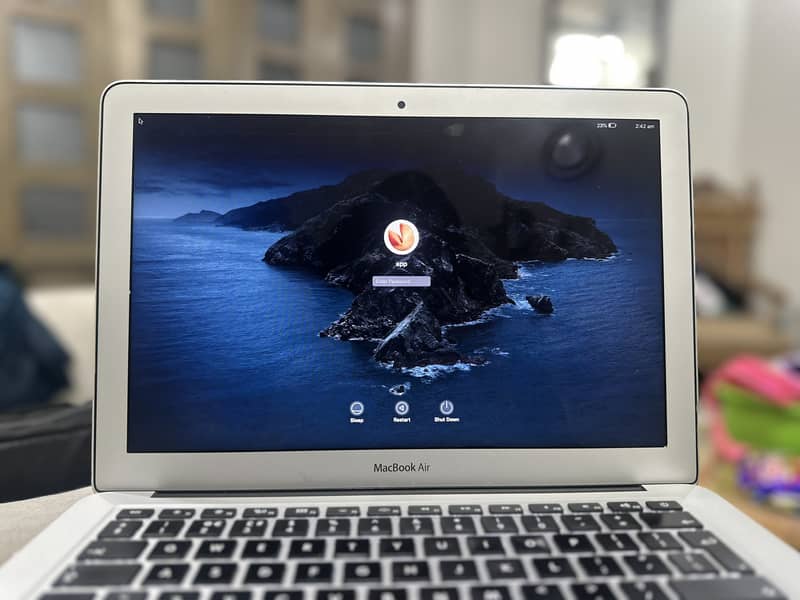 Macbook air 2015 13 inch 8/256 2