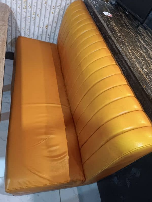 Resturant Sofas For Sale 4