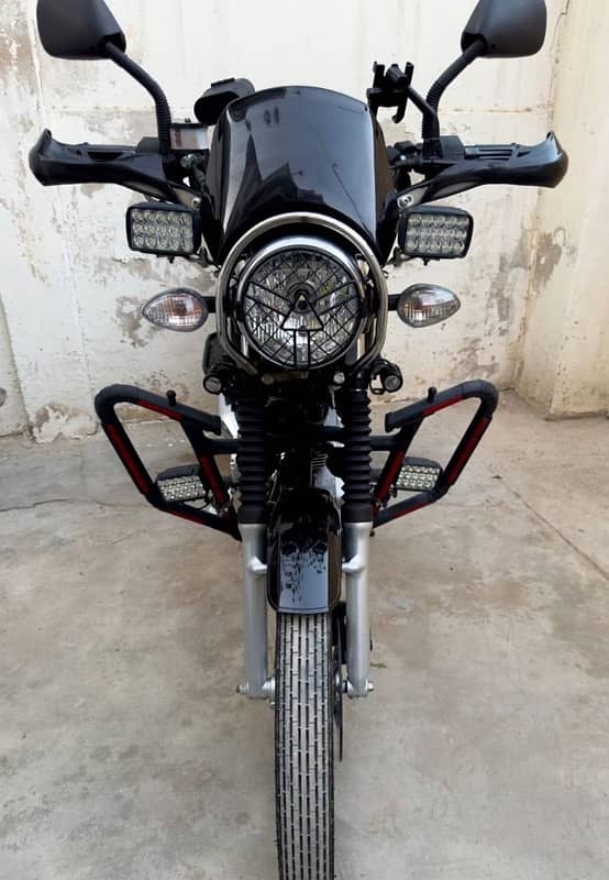 Suzuki GS-150 SE Zero Meter Conditon 3