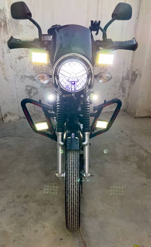 Suzuki GS-150 SE Zero Meter Conditon 7