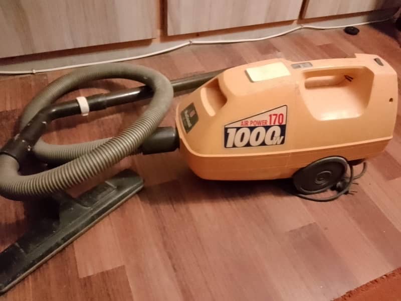 Vaccum Cleaner 1