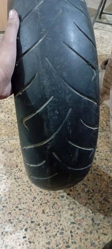 Dunlop Japanese tyre 160/60/17 size sports bike 1