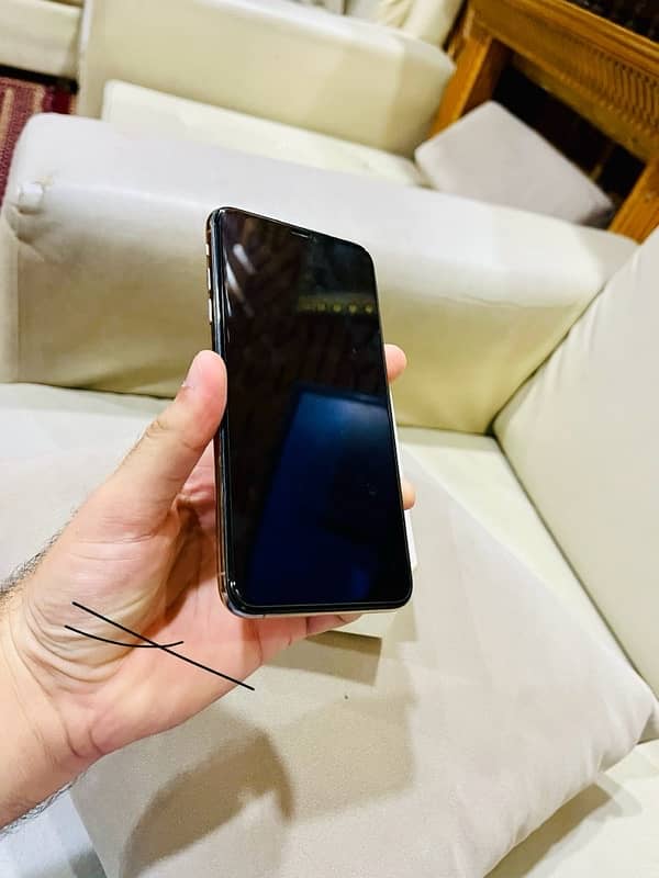 iphone xs max PTA Approved 256 4