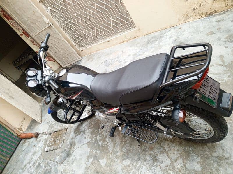 yamahayb125z 2018 model 1