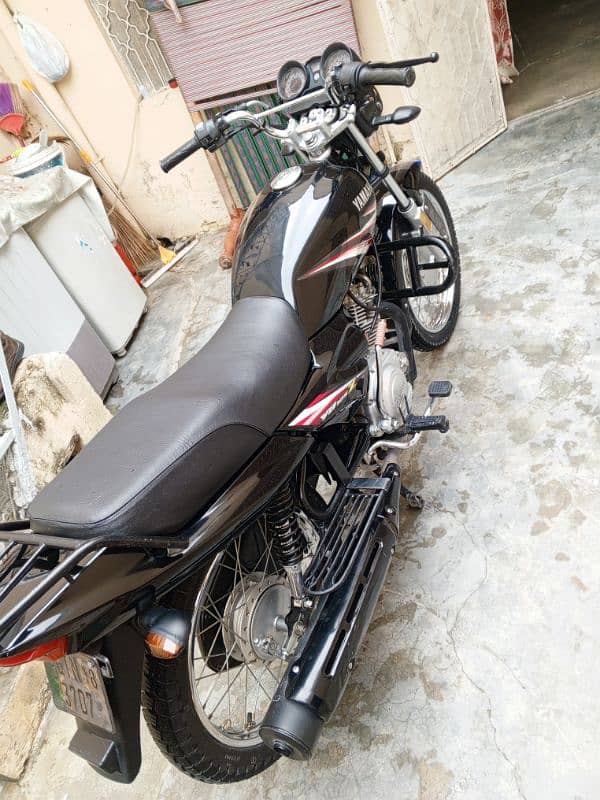 yamahayb125z 2018 model 16