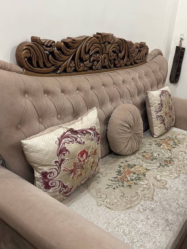 7 seater sofa set for urgent sale 2