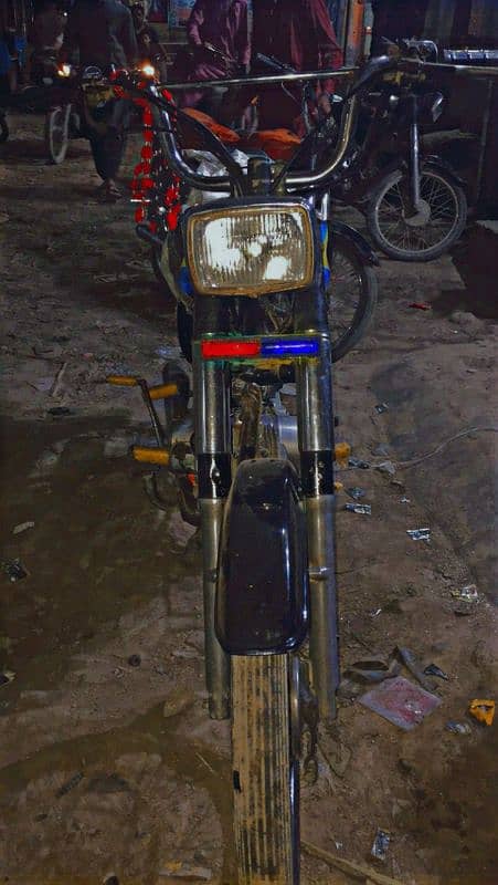 urgent sell 70cc bike for good price 4