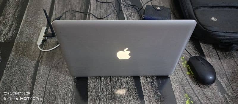 Macbook Pro 2012 (Apple) 12gb ram with 120gb SSD 1