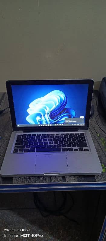 Macbook Pro 2012 (Apple) 12gb ram with 120gb SSD 4