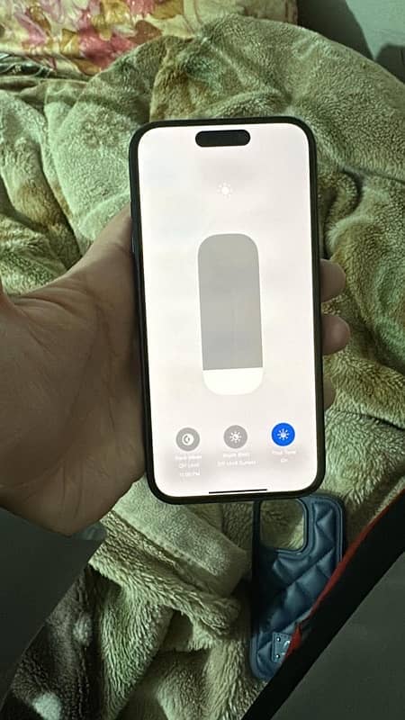 iphone 15 pro 256GB NON APPROVED 4