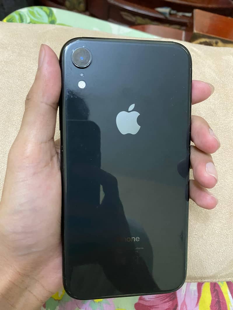 Apple iPhone XR 0