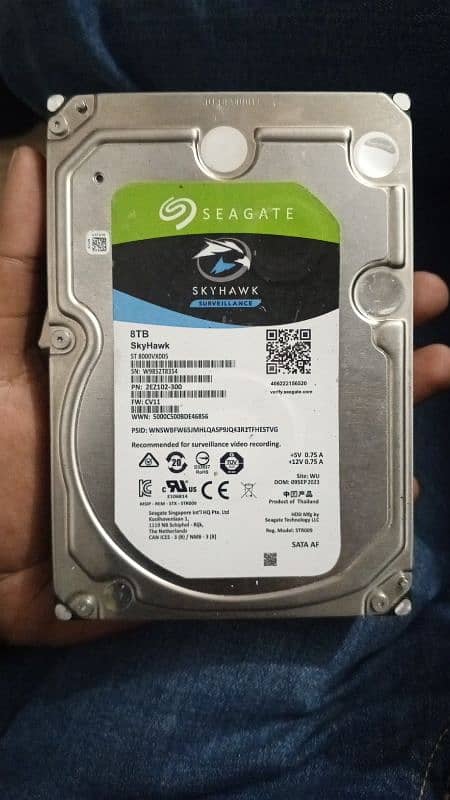 SeaGate 8 TB HDD Surveillance 0