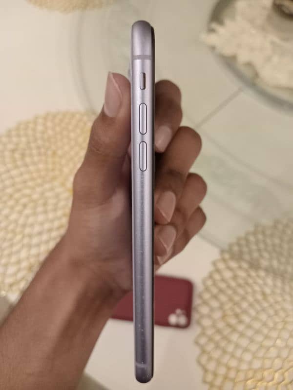 Iphone 11 Non Pta 64 GB 3