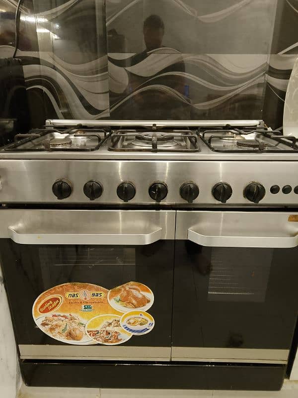 Nasgas Cooking Range Glass Top 5 Burner Excellent Condition 1