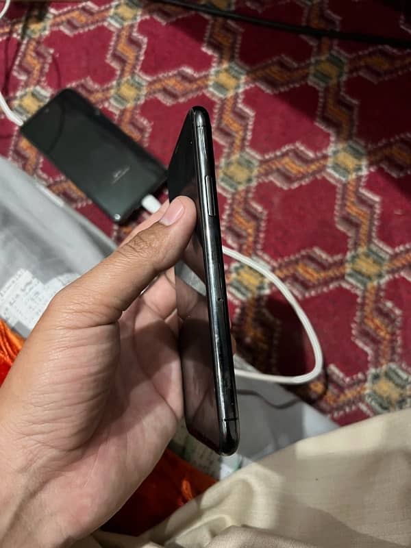 iphone 11 pro pta 5