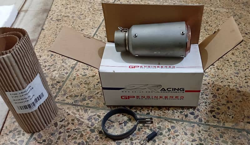 ZRacing original UK Exhaust slightly used 1