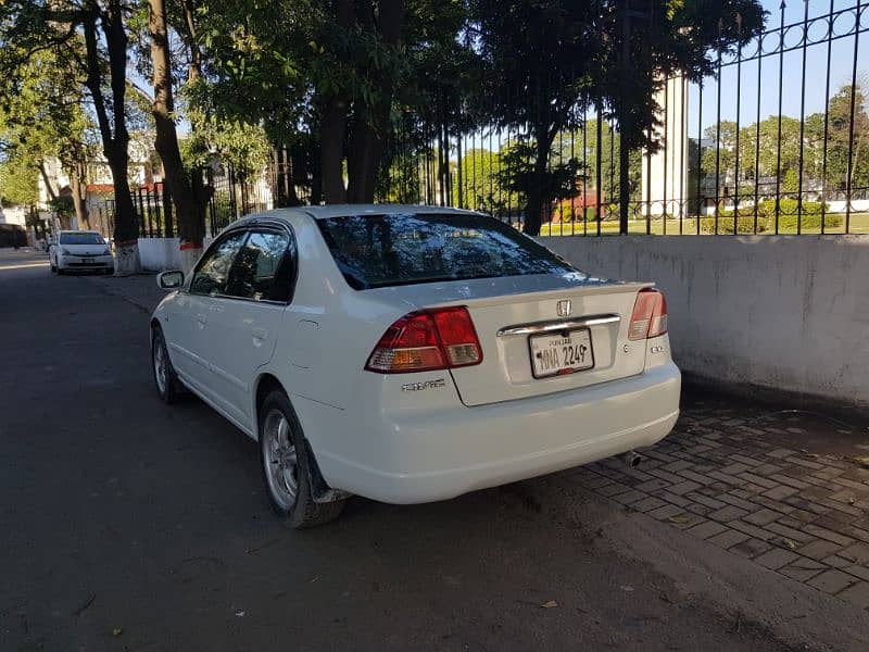 Honda Civic EXi 2005 1