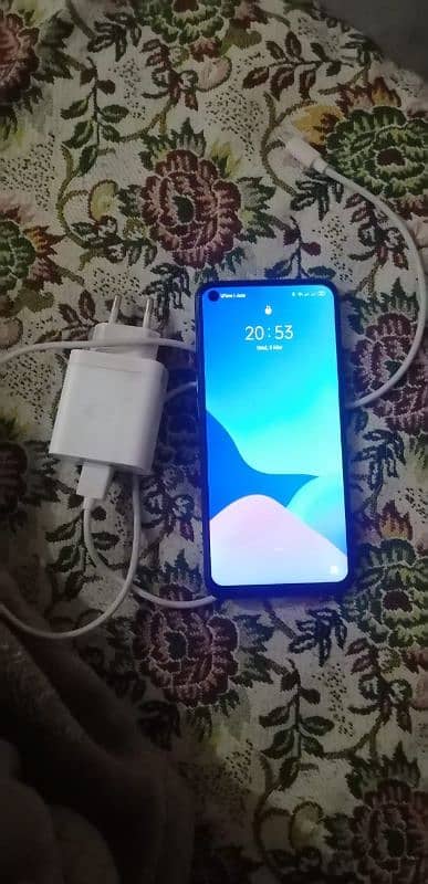 Realme 6 For Sale 8GB 128GB With Only Charger 4