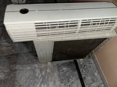 gree non inverter heat and cool read add 03025898236