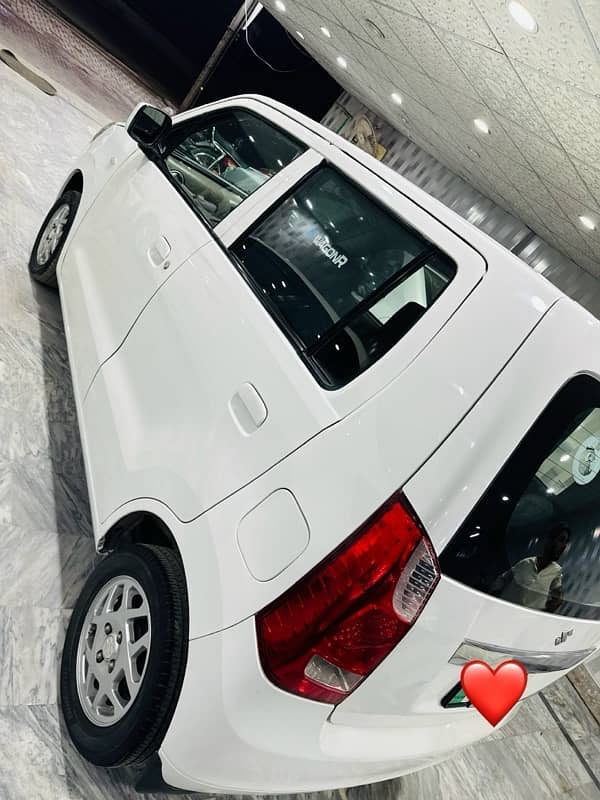 Suzuki Wagon R 2018 15