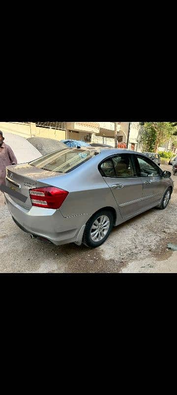 Honda City Aspire 2017 top of the line 3