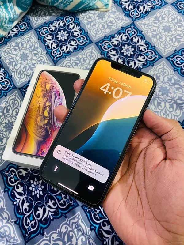 iphone xs 64gb pta 1