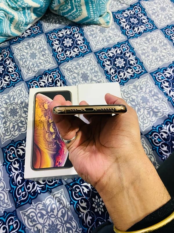 iphone xs 64gb pta 3