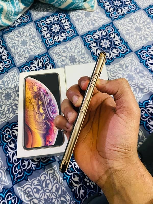 iphone xs 64gb pta 5