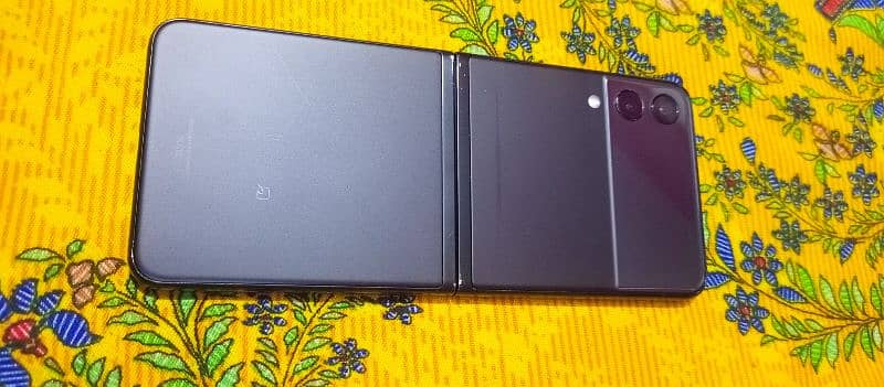 samsung zflip 3 non ptA 7