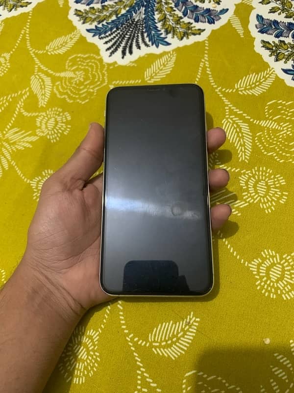 iphone Xsmax 64gb. water pack. health 78. Face ID working all ok 3