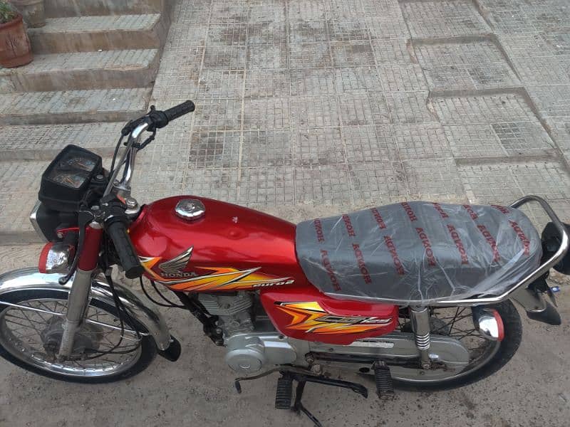 Honda 125 model 2021 Karachi number contact number 03190409233 3