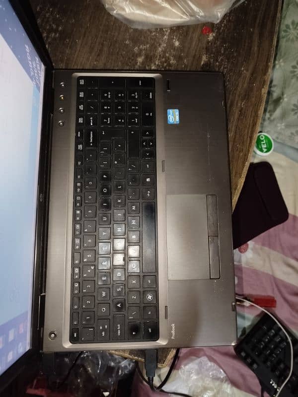 HP probook 6570b 1