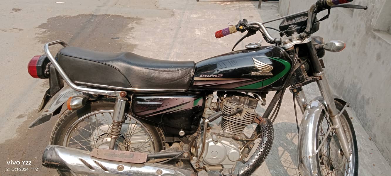 Honda CG 125 2012 6