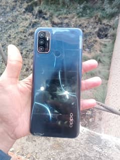 oppo a53 ram room 4/64 screen mein crack hai Baki all okay hai