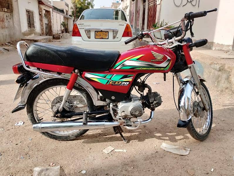 honda cd 70 available for sale 1