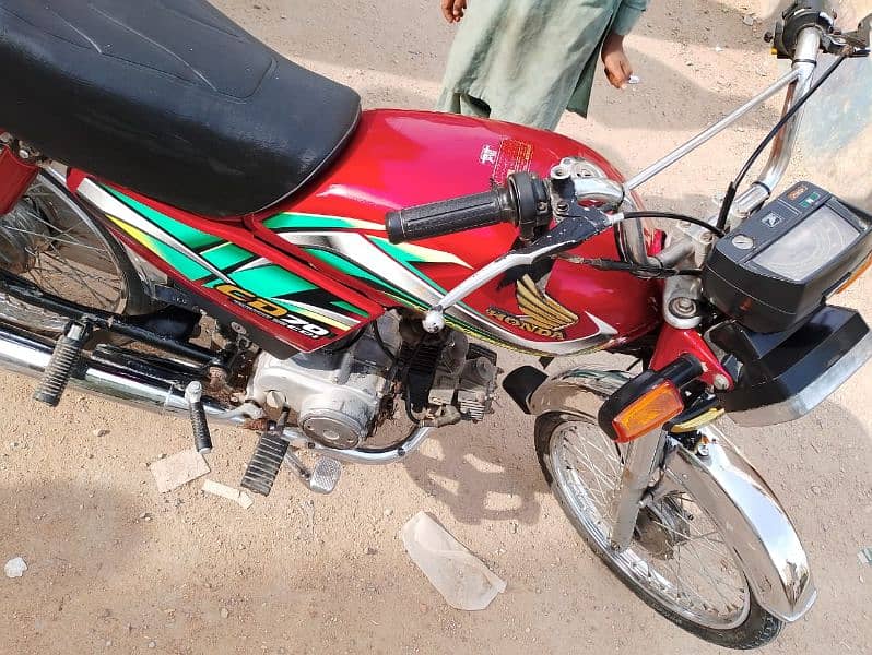 honda cd 70 available for sale 4