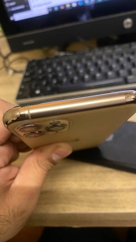 Iphone 11 pro 64 gb HK model (Pta approved] 3