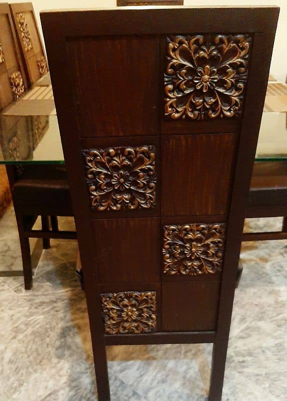 solid wooden dining with 6 chairs 3