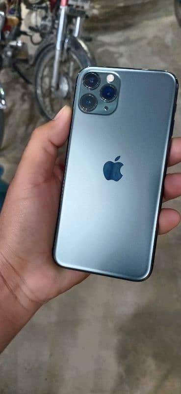 I phone 11 Pro factory anlock forsale 0