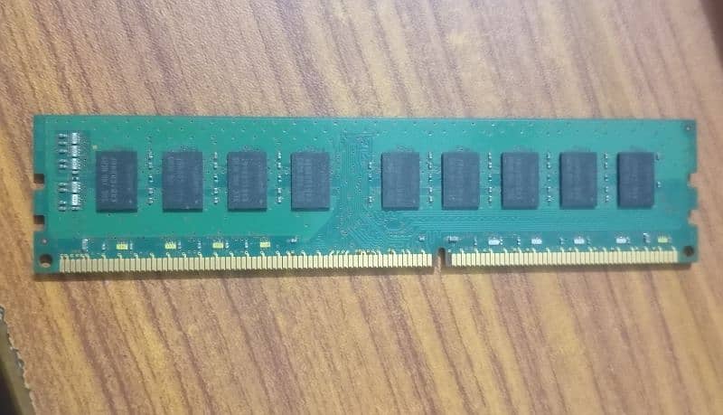 2Gb ddr3 ram stick 100% okay 1